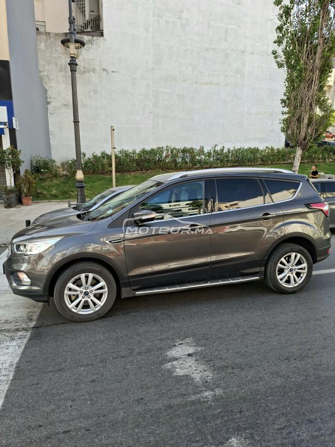 Ford kuga 2020 très bon etet