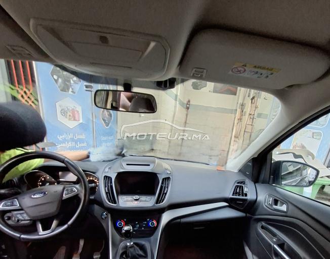 Ford kuga 2020 très bon etet