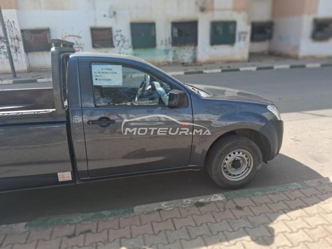 ISUZU PICKUP  MODEL 2019 EN BON ETAT PREMIER MAIN