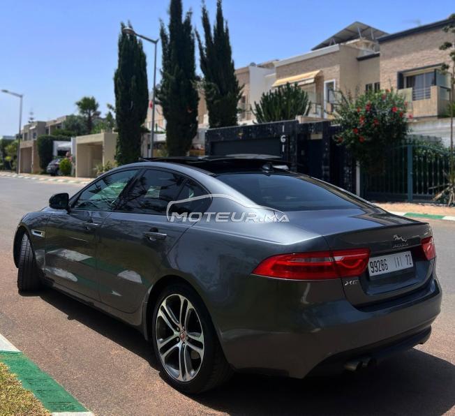 Jaguar xe 2016 tres bon état