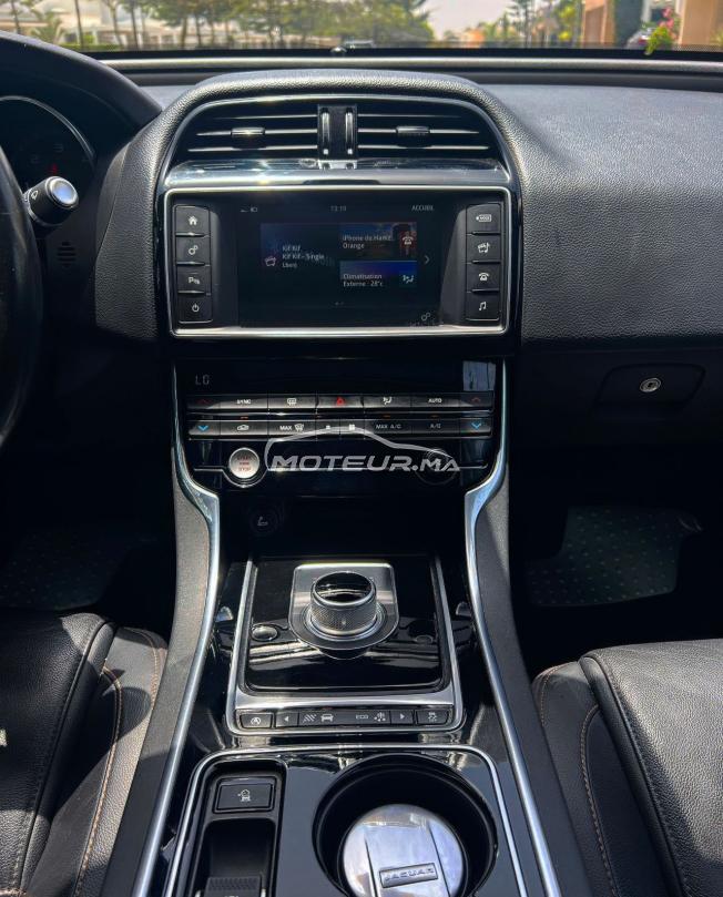 Jaguar xe 2016 tres bon état