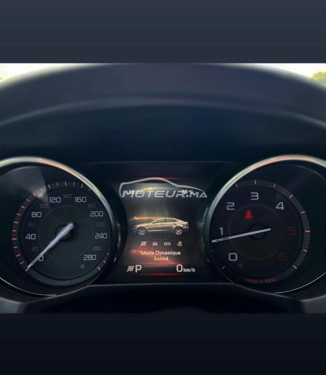 Jaguar xe 2016 tres bon état