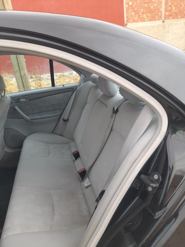 Mercedes w203 très bonne etat