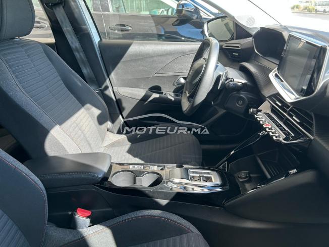 🚗 Peugeot 208 fin 2022 – Automatique – Première main – 90,000 km