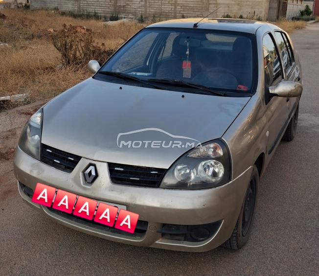 Renault clio 2 essence 1.2 modul mois 11 / 2008