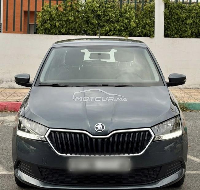 Voiture skoda fabia en très bon état