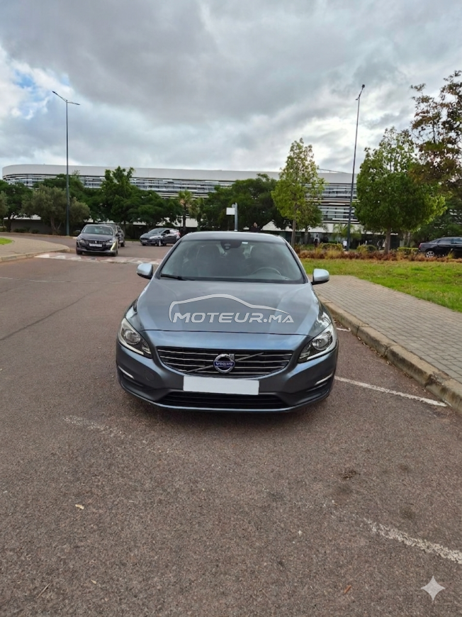 Volvo S60 D2 R Design